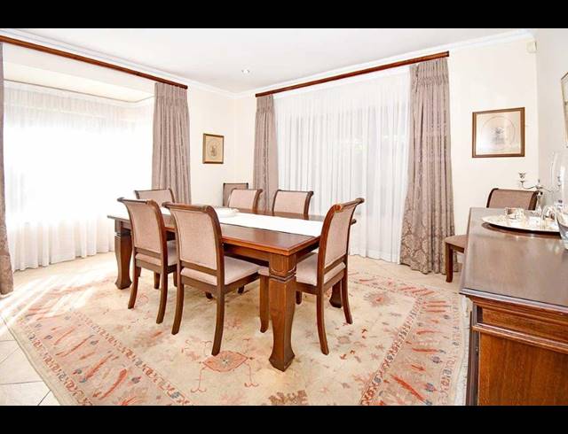 3 BEDROOM FREEHOLD FOR SALE IN CRAIGHALL